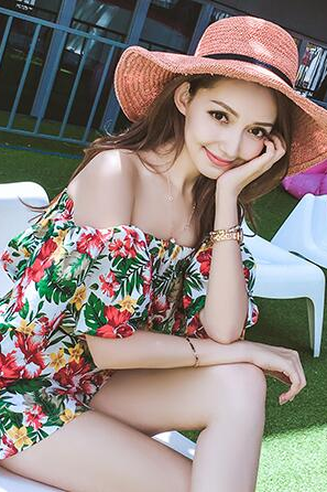 模特 妮妮
