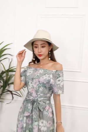 模特小白 女裙10秒主图视频 竖构图